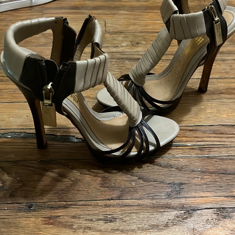 Buy - Picture 6 of 8